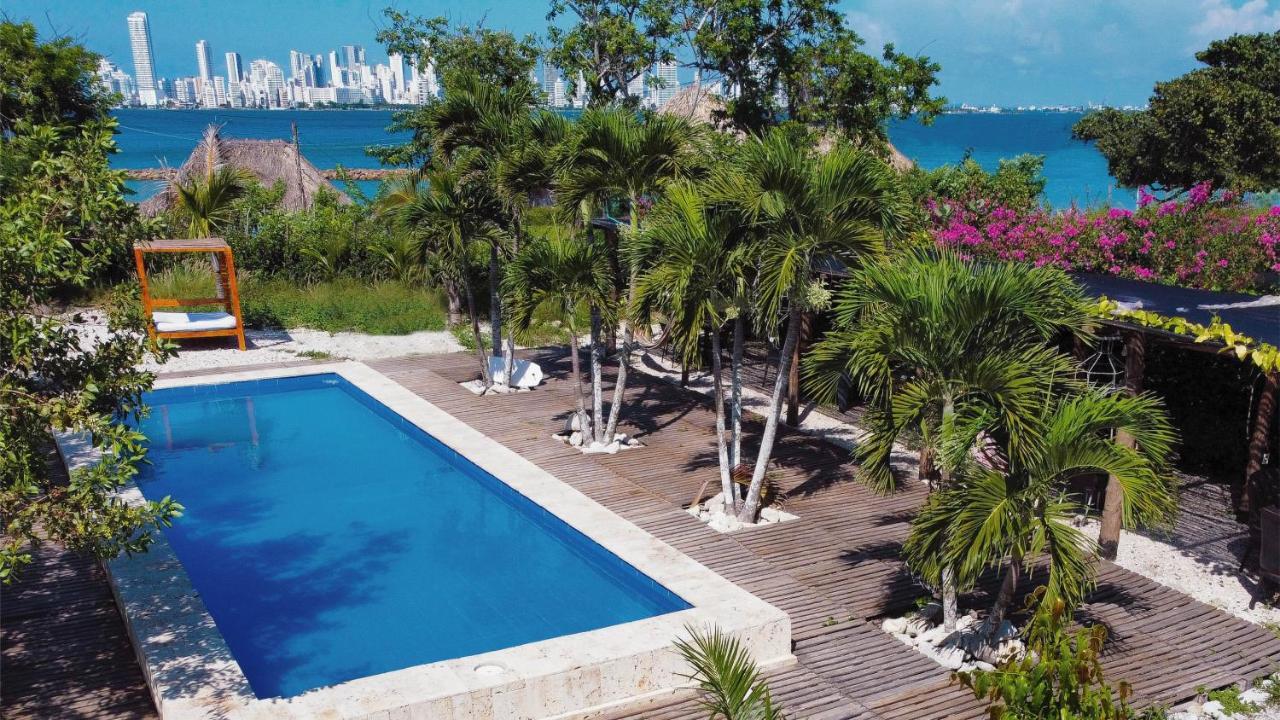 Amalife Beach Club & Hotel Тиера Бомба Екстериор снимка